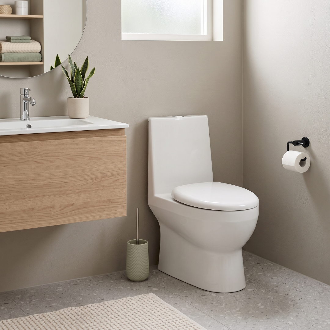 BELRO ONE PIECE COMMODE – BL-007